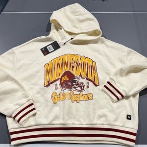 Minnesota Golden Gophers Copped cream Hoodie woman’s size Large